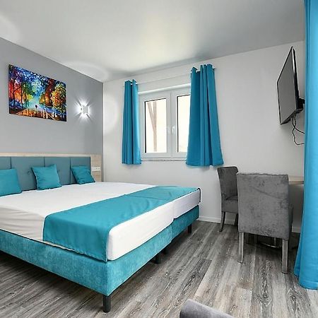City-Hotel Zuffenhausen - Apartments Stoccarda Esterno foto
